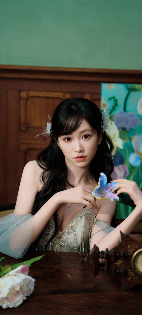 股票配资网址是什么 杨肸子新造型火出圈！三四线女孩：这才是我们追的接地气美